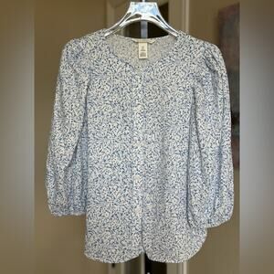 H&M Linen Floral Button Down Blouse Women’s size Small Blue and White S